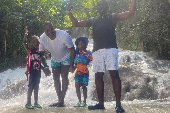 dunns-river-falls-and-blue-hole-private-tour-from-montego-bay-3