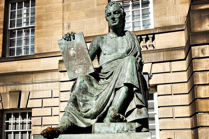 edinburgh-unveiled-luxury-private-driving-tour-of-edinburgh