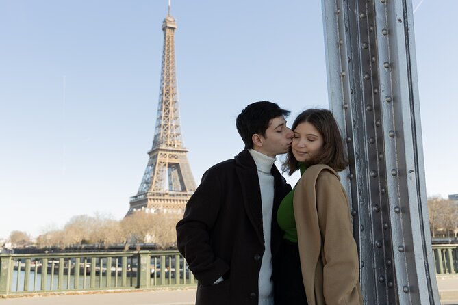 eiffel-and-la-seine-photo-shoot-paris-photographer-2