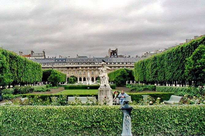 emily-in-paris-filming-locations-on-private-tour-with-local-guide