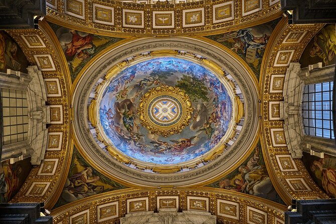 essential-of-rome-in-1-day-vatican-musems-colosseum