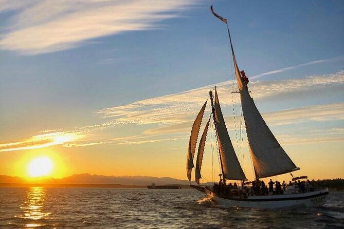 Evening Colors Sunset Sail Tour in Seattle