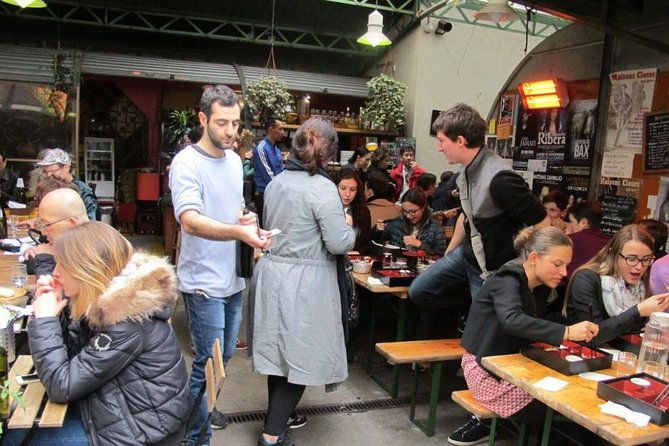 explore-unique-city-spots-and-enjoy-a-snack