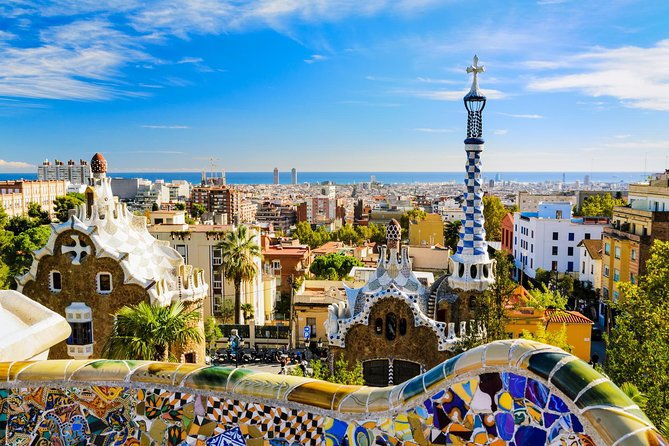 fast-track-sagrada-familia-park-guell-the-best-of-gaudi