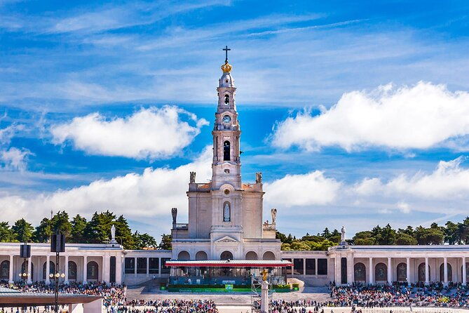 fatima-holy-city-full-day