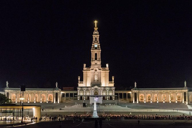 fatima-obidos-and-nazare-tour-8-hours