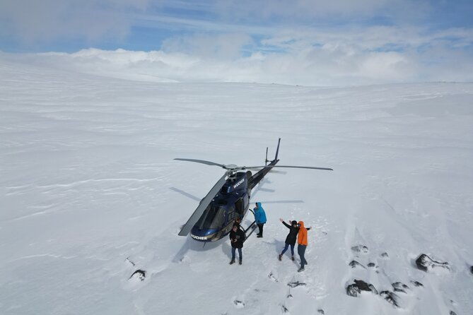 fire-and-ice-helicopter-tour-glacier-and-hengill-geothermal-area-2