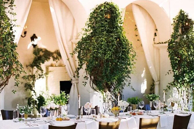 Food Tasting Experience and Guided Walking Tour in Santa Barbara