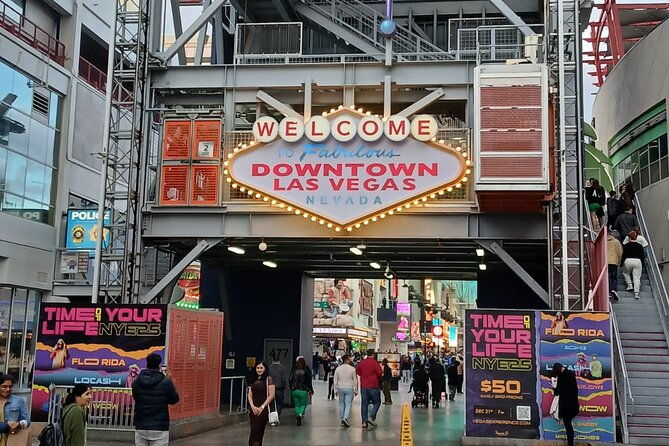 fremont-street-experience-walking-tour-las-vegas