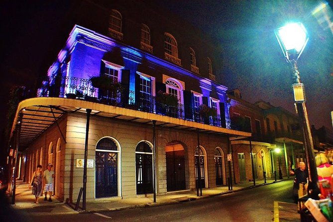 french-quarter-drunken-ghost-and-vampire-tour
