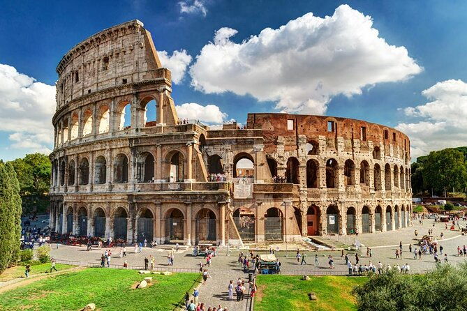 from-colosseum-gladiators-to-via-sacra-romes-historic-heart