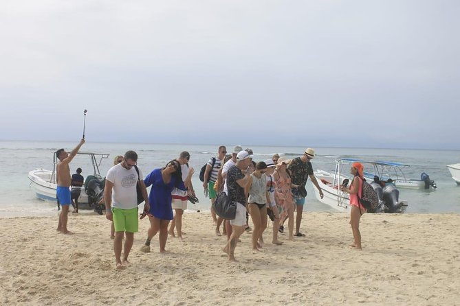 full-day-cruise-to-saona-island-natural-pool-and-lunch-2