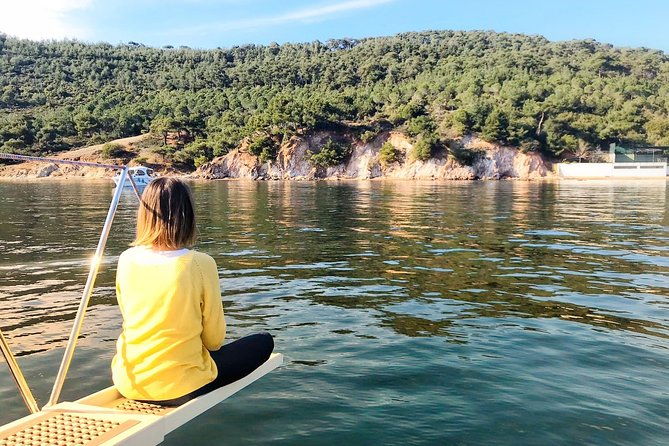 full-day-private-luxury-yacht-cruise-to-princes-island-and-or-bosphorus