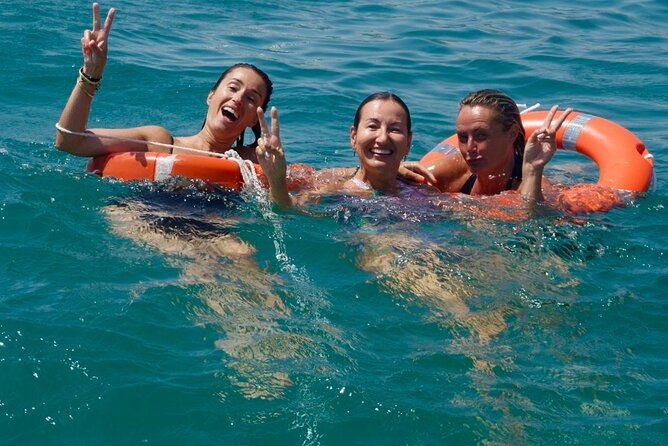 full-day-private-sailboat-tour-from-sitges-2