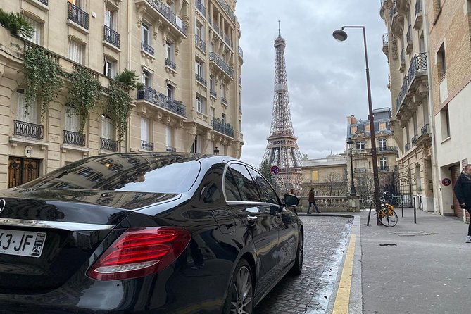 full-day-private-tour-of-paris-sedan-car