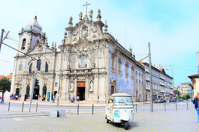 full-day-private-tuk-tuk-all-around-porto
