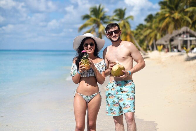 full-day-tour-to-saona-island-sailing-with-lunch-free-beverages