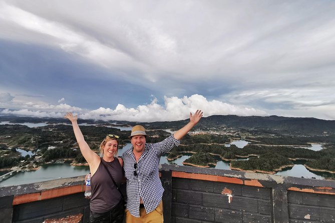 guatape-paragliding-private-tour-from-medellin-a-memorable-day