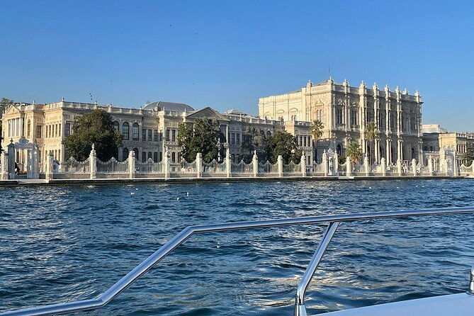 guided-dolmabahce-palace-tour-and-sunset-cruise