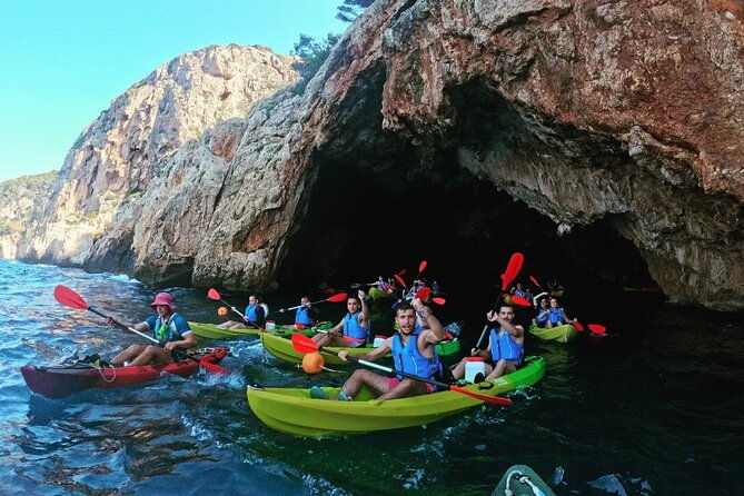 guided-one-day-tour-with-ebike-and-kayak-in-granadella-moraig