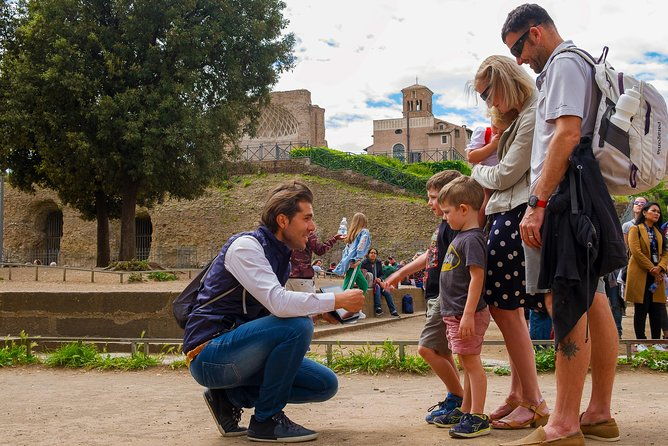 guided-tour-of-the-colosseum-and-roman-forums-for-kids-and-families-with-marco