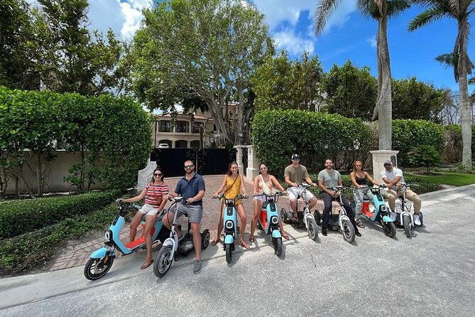 guided-trike-and-moped-tour-in-downtown-naples