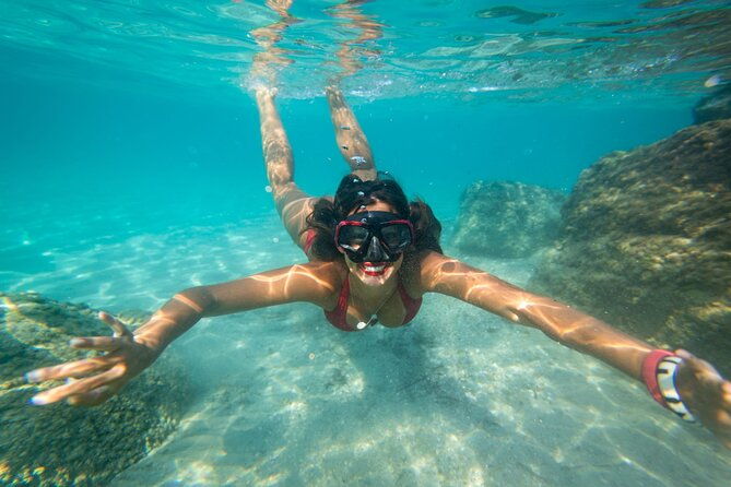 Half Day Private Cruise Tour With Snorkeling in Kona