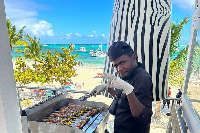 half-day-private-party-boat-and-snorkeling-in-punta-cana