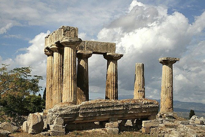 half-day-private-tour-from-athens-to-ancient-corinth