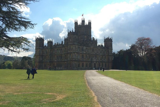 highclere-castle-private-round-trip-transportation-service