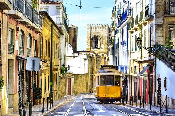historic-lisbon-tuk-tuk-tour
