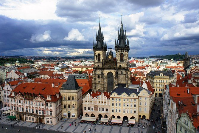 historical-prague-walking-tour-with-pick-up