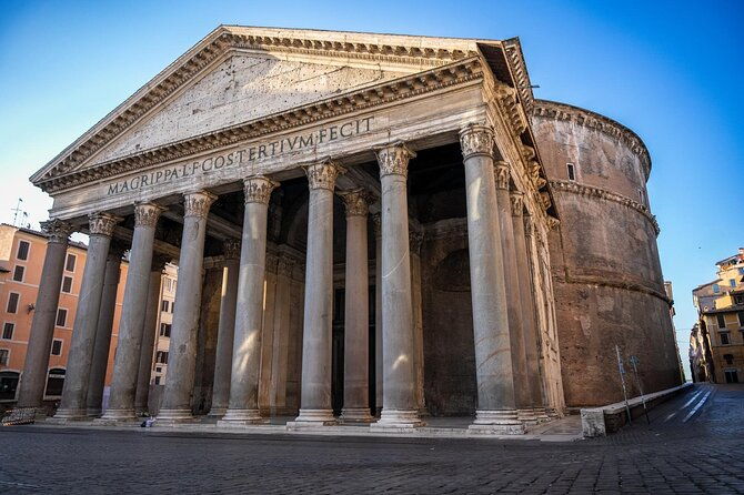 historical-walking-tour-in-pantheon-with-ticketssemi-private