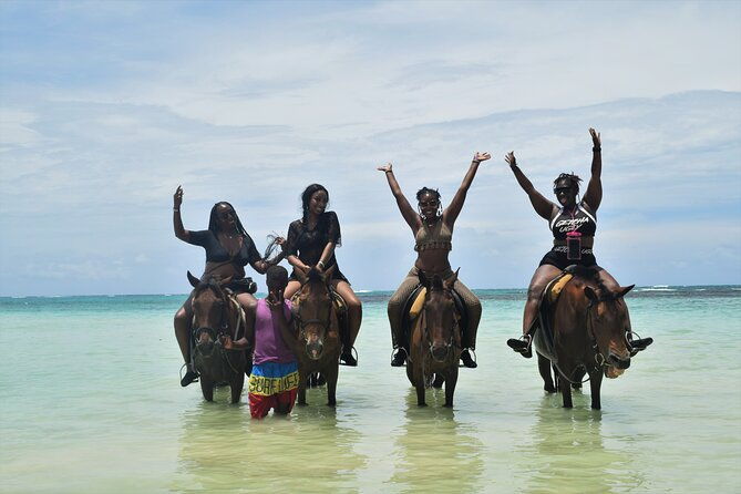 horse-back-riding-and-blue-hole-from-montego-bay
