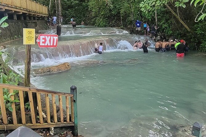 horseback-ride-n-swim-dunns-river-falls-from-montego-bay