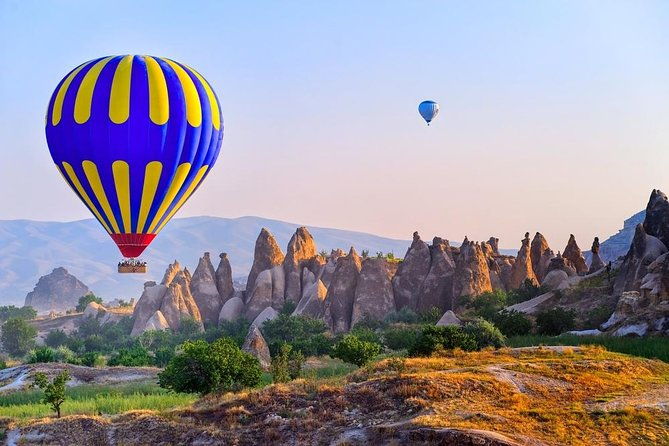 hot-air-balloon-flight-over-cappadocia-2