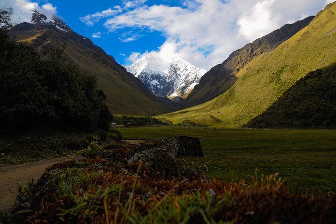 humantay-lake-and-machupicchu-2-day-in-3-star-hotel