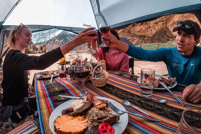 humantay-lake-full-day-small-group-with-picnic