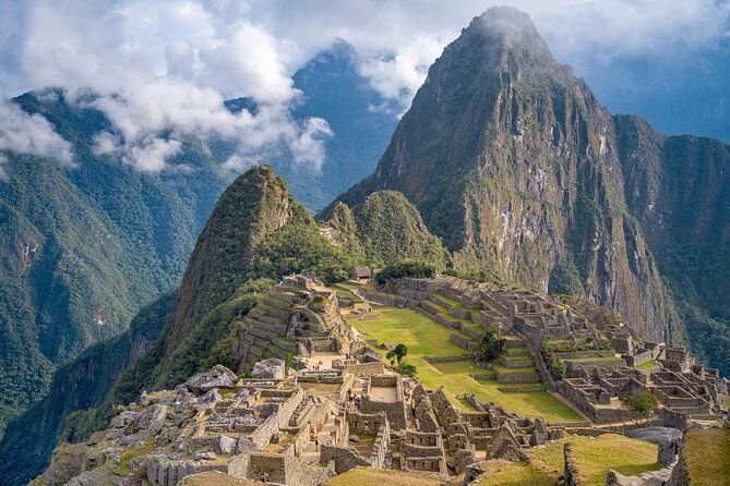 inca-trail-4-day-adventure-to-machu-picchu-with-panoramic-train