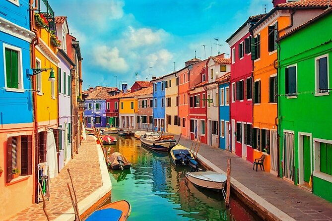 island-hopping-tour-mazzorbo-burano-and-murano-2