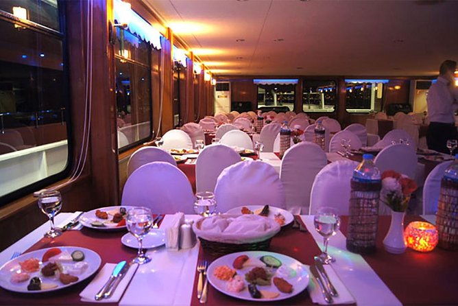 istanbul-bosphorus-cruise-with-dinner-and-entertainment
