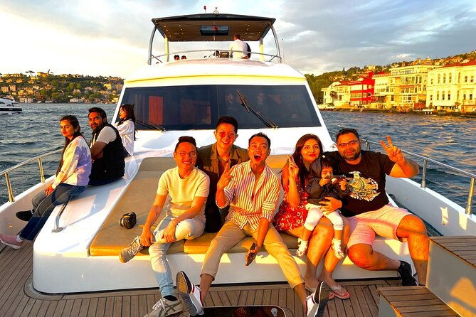 istanbul-bosphorus-sunset-yacht-cruise-with-live-guide-and-snacks