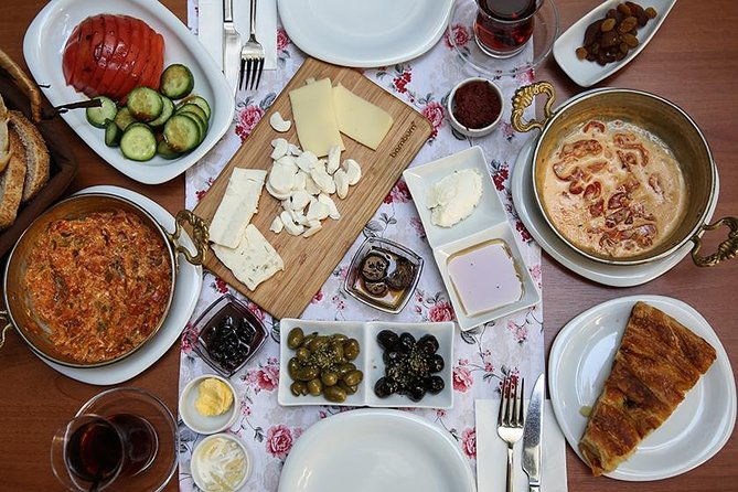 istanbul-evening-private-food-tour-in-kadikoy-2