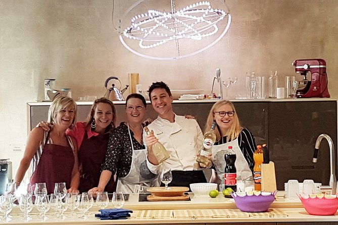 italian-cocktail-art-of-making-pasta-cooking-class-in-unique-milan-location-2