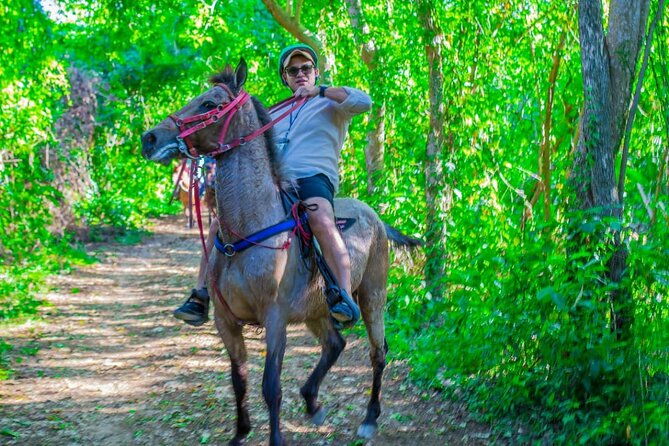 jungle-beach-and-horseback-riding-adventure