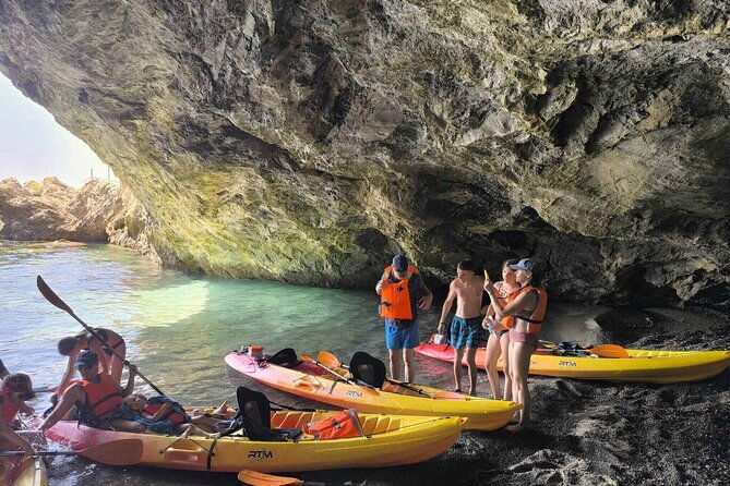 kayak-tour-with-snorkeling-and-picnic-2