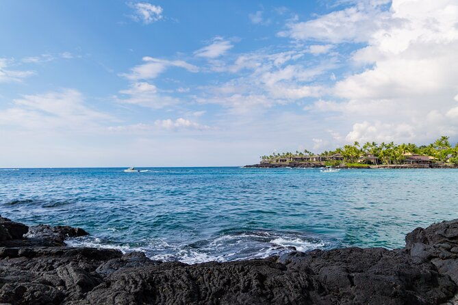 Kona Hawaii Photographer 25 Minute Session at Outrigger Resort