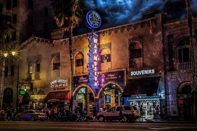 la-ghosts-boos-and-booze-haunted-pub-crawl-2