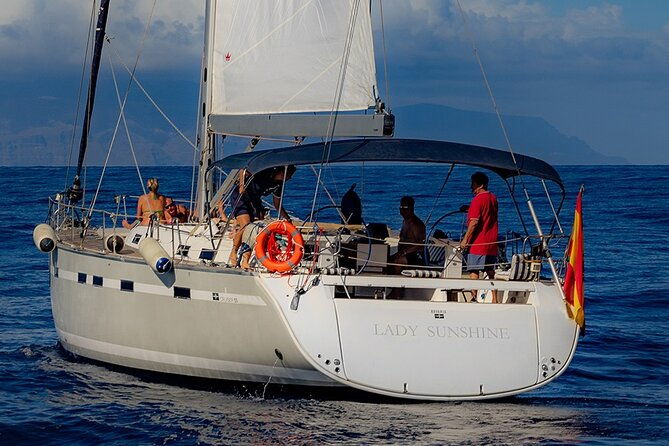 lady-sunshine-luxury-boat-private-tour-2-4-or-8-hours