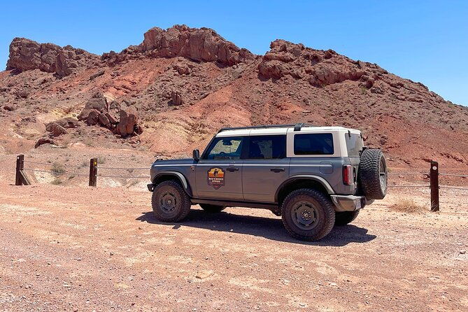 las-vegas-guided-off-road-adventure-to-boathouse-cove